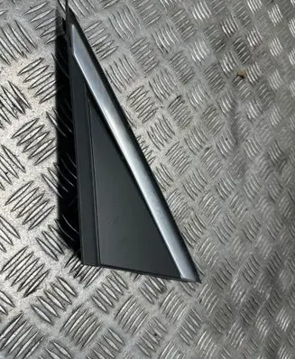 Fender end trim