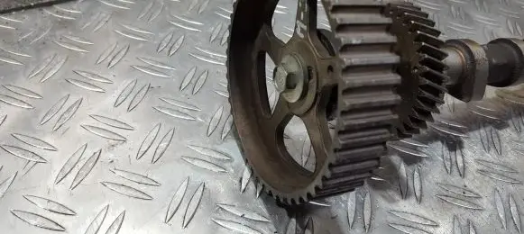 Mazda 323 Camshaft pulley/ VANOS 
