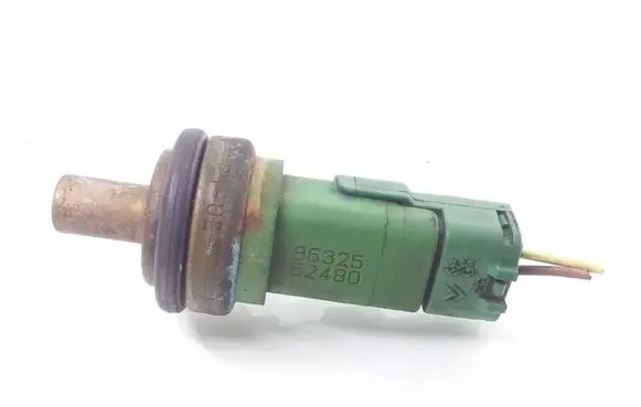 Coolant temperature sensor