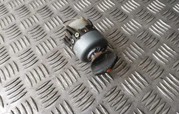 Mercedes-Benz W123 Light switch