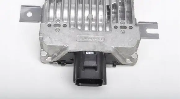 McLaren 650S Fuel injection pump control unit/module 11K0064CP.01