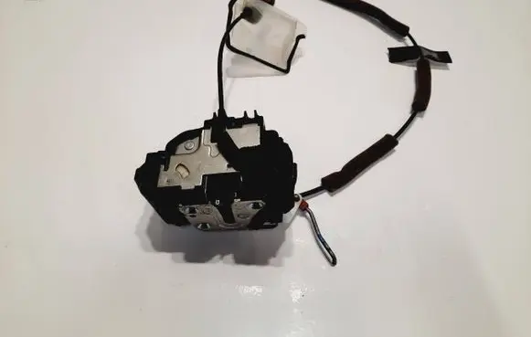 Infiniti FX Front door lock