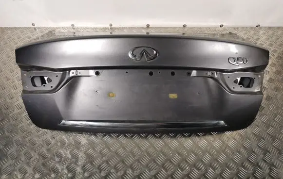 Infiniti Q50 Tailgate/trunk/boot lid NERA