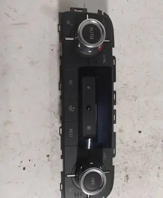 Volkswagen Touareg II Climate control unit 7P6907040BK 5HB01131501