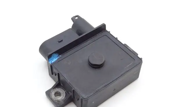 BMW 3 E90 E91 Glow plug pre-heat relay 780120002