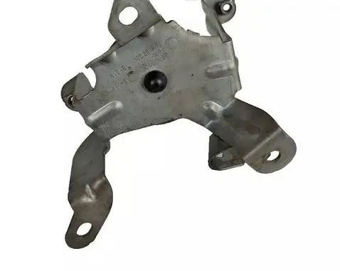 Audi A3 S3 8V Fuel filter bracket/mount holder 7P6127224