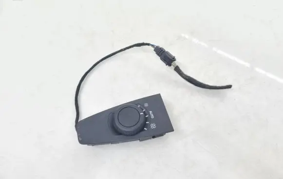 Interior fan control switch
