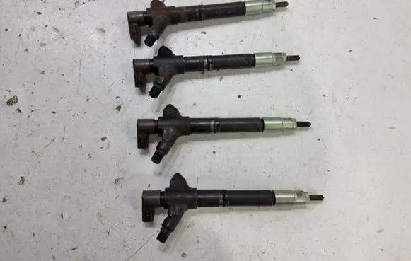 Toyota Verso Fuel injector 236700R080 11K00089 11K00092