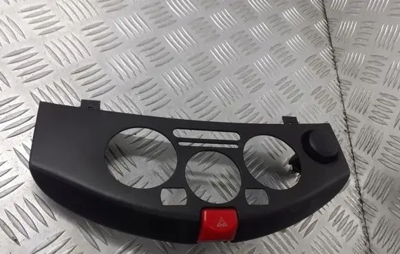 Nissan Micra Hazard light switch 27570AX200