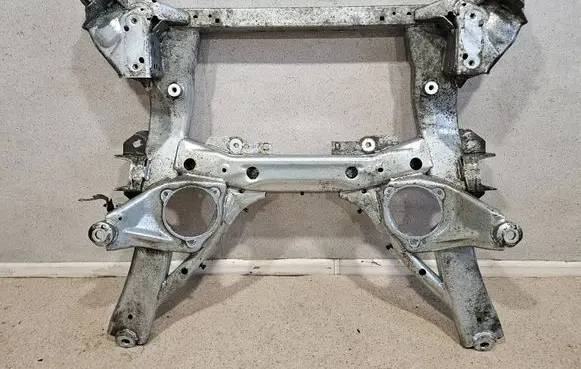 BMW 3 G20 G21 Front subframe 6883131