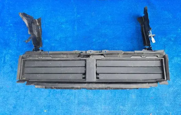 BMW X1 U11 Intercooler air guide/duct channel 5A11303