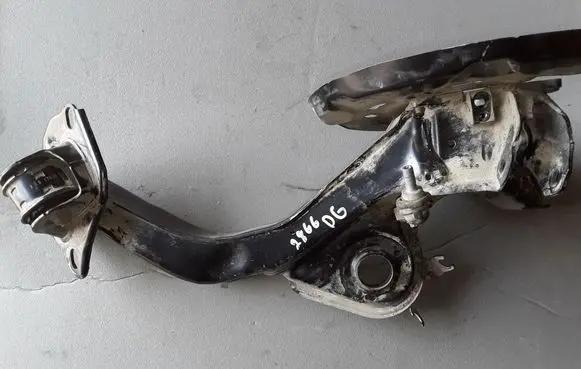 Mini Cooper Countryman F60 Rear upper control arm/wishbone 6851580