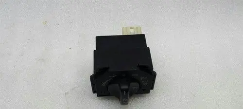Mercedes-Benz R W251 Headlight level height control switch XR82092