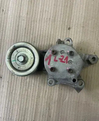 Toyota Hilux (AN120, AN130) Alternator belt tensioner pulley TT66