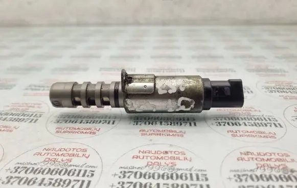 Audi Q7 4L Camshaft vanos timing valve 06E109257J