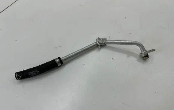 Audi A5 Air conditioning (A/C) pipe/hose 06M145910