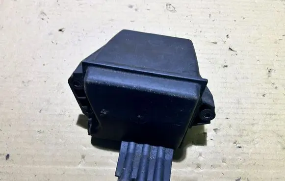 Mercedes-Benz Sprinter W906 Vacuum air tank A6510700668
