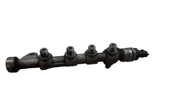 Opel Insignia A Fuel main line pipe 55576177 951316 0445214221