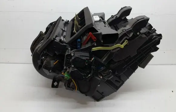 Volvo V70 Interior heater climate box assembly P31332320 31332320