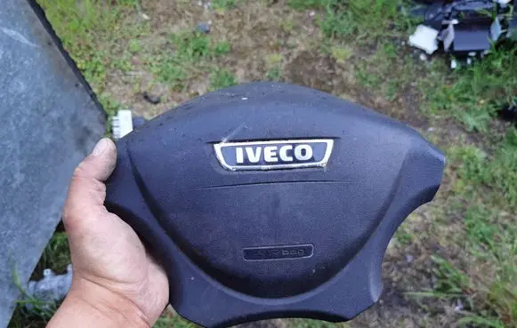 Iveco Daily 5th gen Steering wheel airbag 05801421902 51328