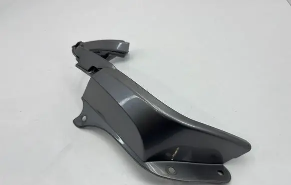 BMW Z4 E85 E86 Rear/tail light trim molding 7025642 PULSE830D0W