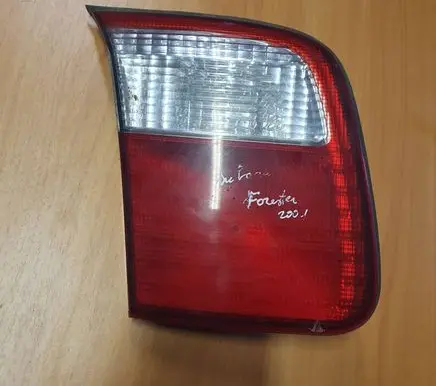 Subaru Forester SF Tailgate rear/tail lights 22620697