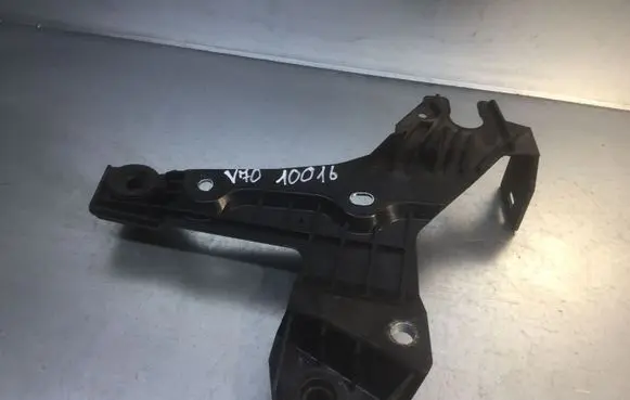 Volvo V70 Air filter cleaner box bracket assembly 30636575 9492795