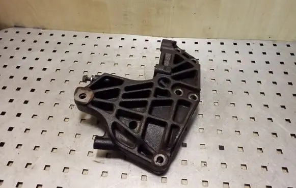Nissan X-Trail T31 A/C compressor mount bracket 