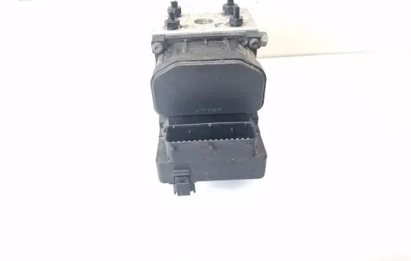 Audi A4 S4 B5 8D ABS Pump 8E0614111HL
