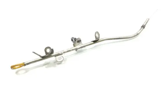 Toyota Avensis T270 Oil level dip stick 