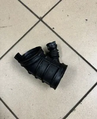 BMW 7 E38 Air intake hose/pipe 1435627 BWW1354