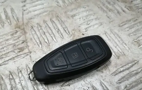 Ford Focus Ignition key/card 7S7T15K601ED