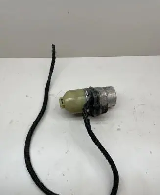 Opel Zafira B Power steering pump 1040085003094