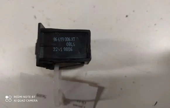 Citroen C6 Seat heating switch 96619006XT