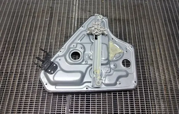 Hyundai ix20 Rear window lifting mechanism without motor 834701K020 814101K020