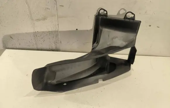 Audi A6 S6 C6 4F Intercooler air channel guide 4F0145333J 4F0145333M