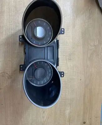 Hyundai ix35 Speedometer (instrument cluster) 940092Y350 11002544401U