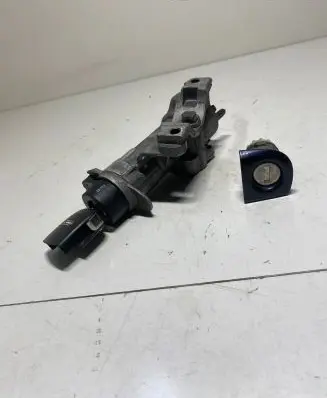 Audi A4 S4 B6 8E 8H Ignition lock 4B0905851C