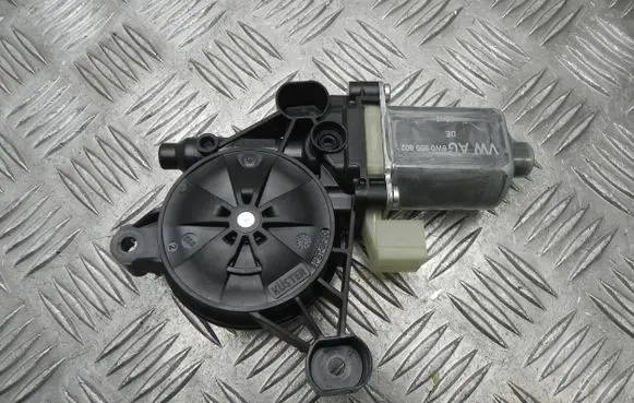 Audi A4 S4 B9 Front door window regulator motor 8W0959802 Z1237