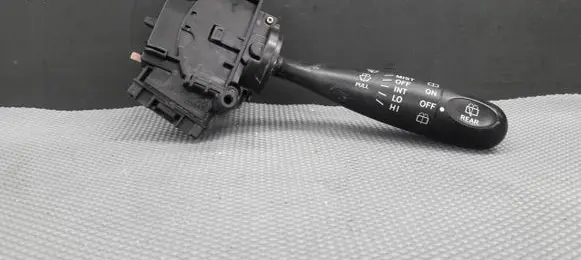 Toyota Yaris Fog light switch 173647