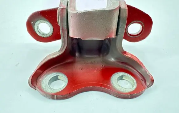 Toyota Yaris XP210 Front door upper hinge