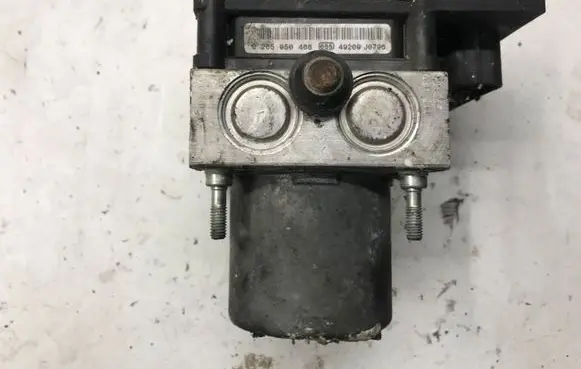 Audi A4 S4 B7 8E 8H ABS Pump 0265950468 49209J0796