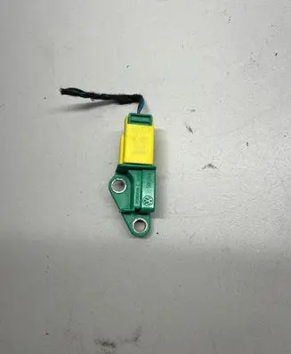 Audi A4 S4 B8 8K Front door electric window regulator 8K0973 323S