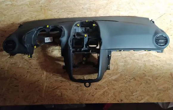 Opel Corsa D Dashboard