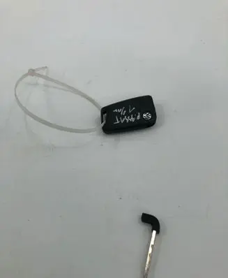 Volkswagen PASSAT B8 Ignition key/card 