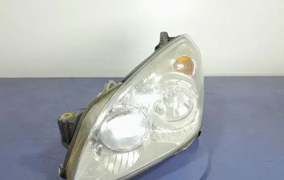 Opel Astra H Headlight/headlamp 13239288
