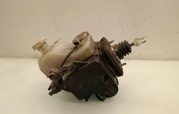 Mitsubishi Pajero ABS Pump MR569728 222111 8B07992