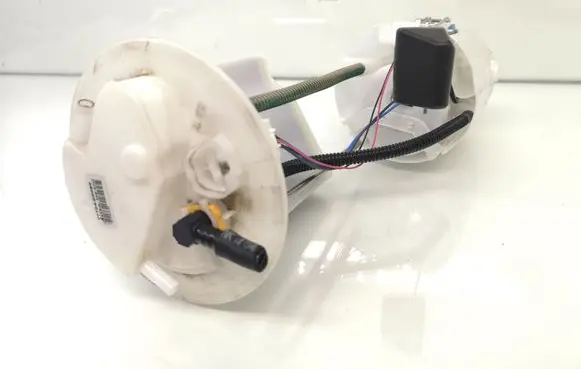 Toyota Yaris In-tank fuel pump 777040D090 6ABD242