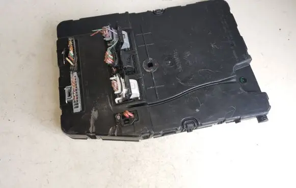 Renault Megane II Comfort/convenience module 8200306434