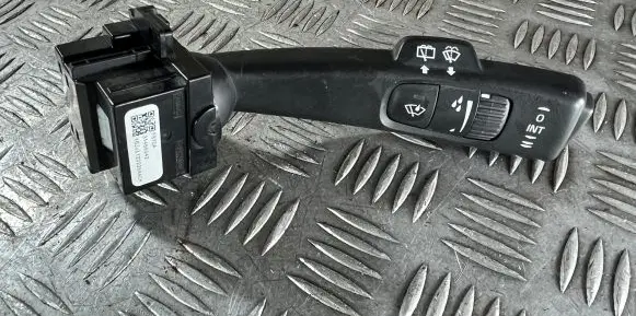 Volvo V60 Wiper control stalk 31456042